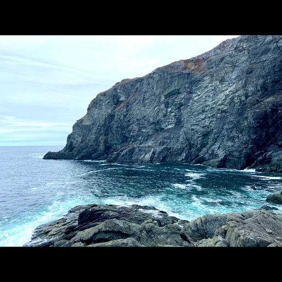 Meet your Posher, Vanessa - Picture 1 of 2